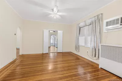 2889 Zulette Avenue, Bronx, NY 10461 - Photo 10