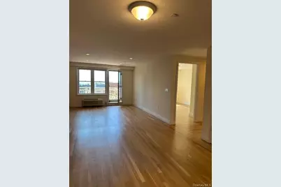 125 E Broadway #606, Long Beach, NY 11561 - Photo 2