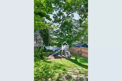 96 School Street, Oyster Bay, NY 11771 - Photo 42