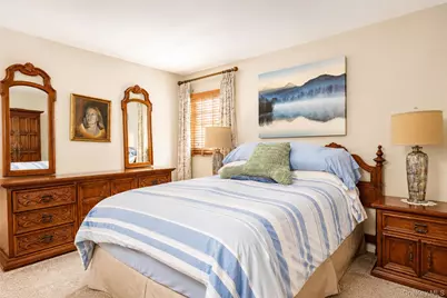 47 Stanley Circle, New York, NY 10308 - Photo 20