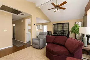 47 Stanley Cir, New York, NY 10308 - Photo 4