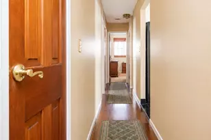 47 Stanley Cir, New York, NY 10308 - Photo 10