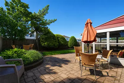 47 Stanley Circle, New York, NY 10308 - Photo 38