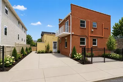 2686 E 12th Street, Brooklyn, NY 11235 - Photo 2