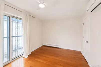 2686 E 12th Street, Brooklyn, NY 11235 - Photo 16