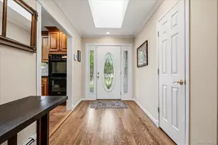 39 Merrivale Dr, Smithtown, NY 11787 - Photo 2