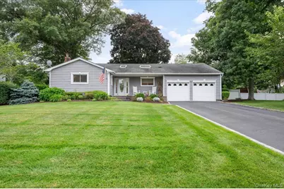 39 Merrivale Drive, Smithtown, NY 11787 - Photo 46