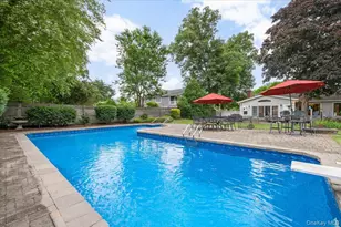 39 Merrivale Dr, Smithtown, NY 11787 - Photo 40