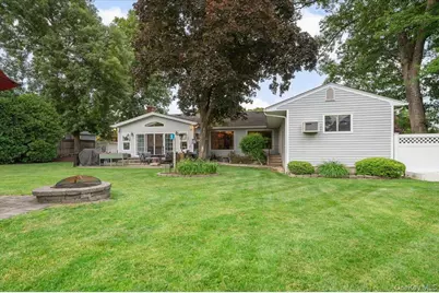 39 Merrivale Drive, Smithtown, NY 11787 - Photo 44