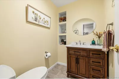 39 Merrivale Drive, Smithtown, NY 11787 - Photo 10