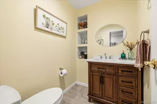 39 Merrivale Dr, Smithtown, NY 11787 - Photo 10
