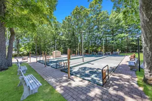 338 Edinburgh Dr, Ridge, NY 11961 - Photo 16