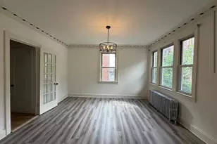 722 E 231st St, Bronx, NY 10466 - Photo 2
