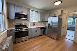 722 E 231st St, Bronx, NY 10466 - Photo 1