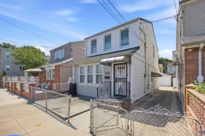 70-20 53rd Road, Maspeth, NY 11378 - Photo 2