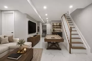 128 E 238th St, Bronx, NY 10470 - Photo 10
