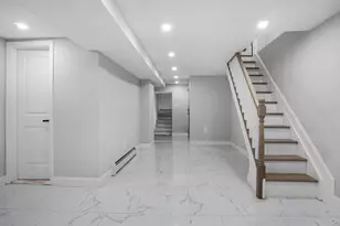 128 E 238th St, Bronx, NY 10470 - Photo 18