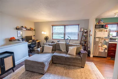 136-65 68th Drive #B, Kew Gardens, NY 11367 - Photo 2