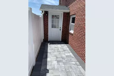 25 Jerome Street #1, Lindenhurst, NY 11757 - Photo 10
