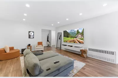250 N Broadway #5B, Yonkers, NY 10701 - Photo 6