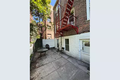 646 W 207th Street #1, New York, NY 10034 - Photo 4