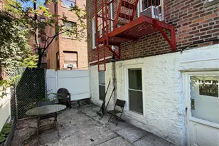 646 W 207th St, New York, NY 10034 - Photo 4