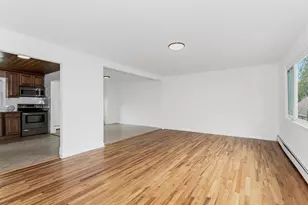 131 Huntsbridge Rd, Yonkers, NY 10704 - Photo 16