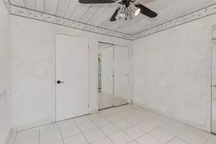 131 Huntsbridge Rd, Yonkers, NY 10704 - Photo 6