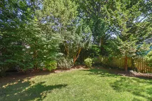 121 Hillcrest Ave, Manhasset, NY 11030 - Photo 34