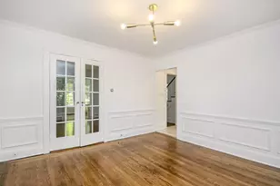 121 Hillcrest Ave, Manhasset, NY 11030 - Photo 10
