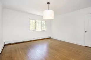 121 Hillcrest Ave, Manhasset, NY 11030 - Photo 24
