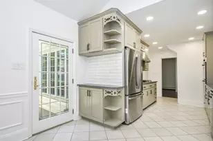 121 Hillcrest Ave, Manhasset, NY 11030 - Photo 16