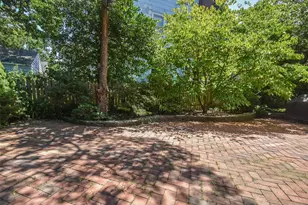 121 Hillcrest Ave, Manhasset, NY 11030 - Photo 36