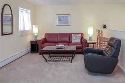 6106 Beach Front Road #73, Arverne, NY 11692 - Photo 4