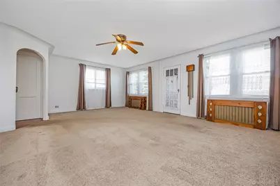 38 Buchanan Avenue, Amityville, NY 11701 - Photo 4
