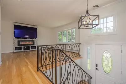 3709 Foothill Street, Mohegan Lake, NY 10547 - Photo 6