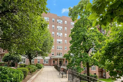 280 Collins Avenue #6D, Fleetwood, NY 10552 - Photo 2