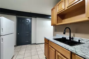219 Mill St, Poughkeepsie, NY 12601 - Photo 18
