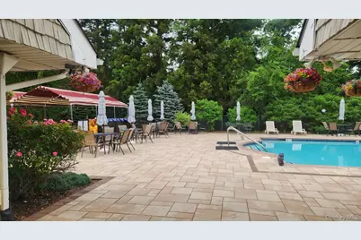 9 Freedom Lane, Coram, NY 11727 - Photo 16