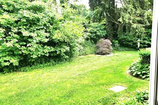 9 Freedom Ln, Coram, NY 11727 - Photo 10