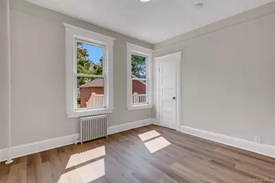 5 Columbia Street, Farmingdale, NY 11735 - Photo 14