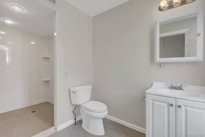 5 Columbia Street, Farmingdale, NY 11735 - Photo 12