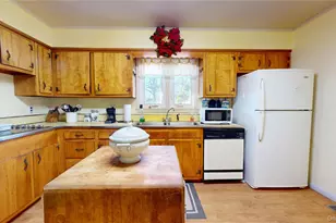 121 Aspatuck Rd, Westhampton Beach, NY 11978 - Photo 8
