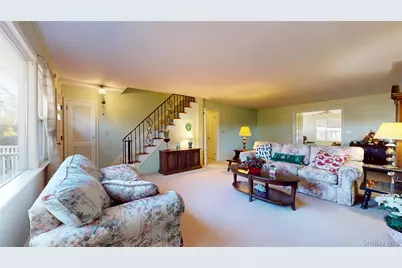 121 Aspatuck Road, Westhampton Beach, NY 11978 - Photo 4