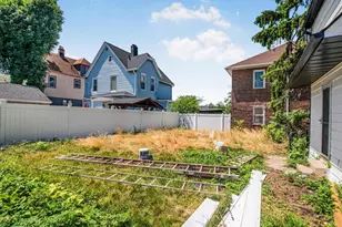 484 E 5th St, Mount Vernon, NY 10553 - Photo 18