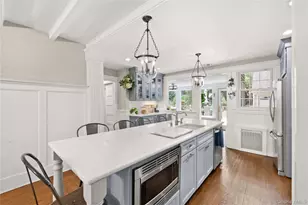 341 Woodland Dr, Brightwaters, NY 11718 - Photo 8