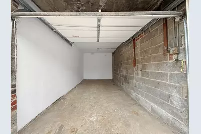 806 E 227th Street, Bronx, NY 10466 - Photo 34