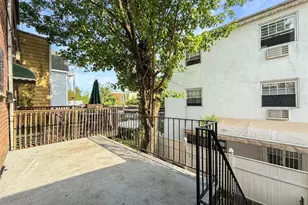 806 E 227th St, Bronx, NY 10466 - Photo 16