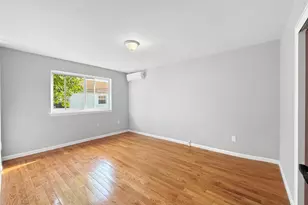 806 E 227th St, Bronx, NY 10466 - Photo 22