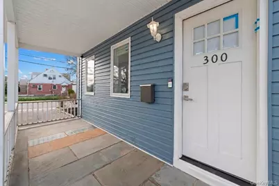 300 Daub Avenue, Hewlett, NY 11557 - Photo 2